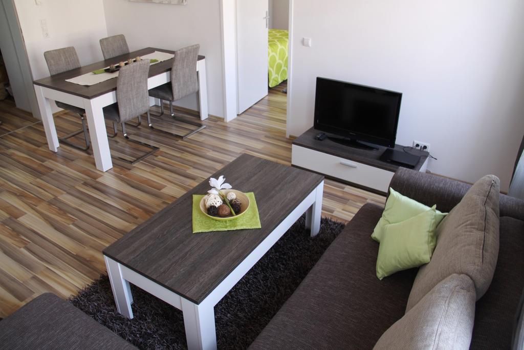 Apartment Huglgasse Vienna Exterior photo