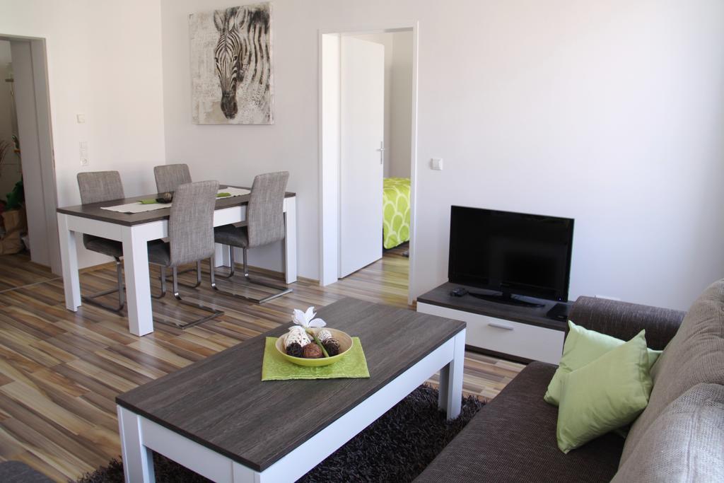 Apartment Huglgasse Vienna Exterior photo
